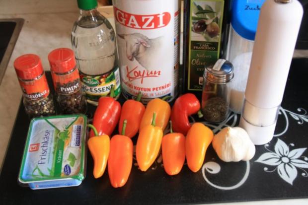 paprika mit frischkäse gefüllt
