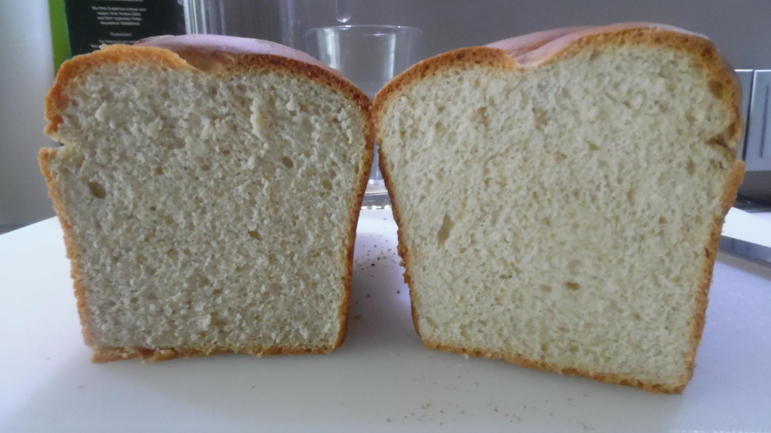 Toastbrot gefunden und nachgebacken.....kommt dem Original sehr nahe