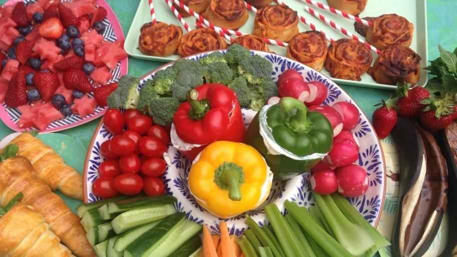 Bunt, knusprig und gesund: So lecker sind diese Sommersnacks kochbar de Bunt, knusprig und gesund: So lecker sind diese Sommersnacks kochbar de