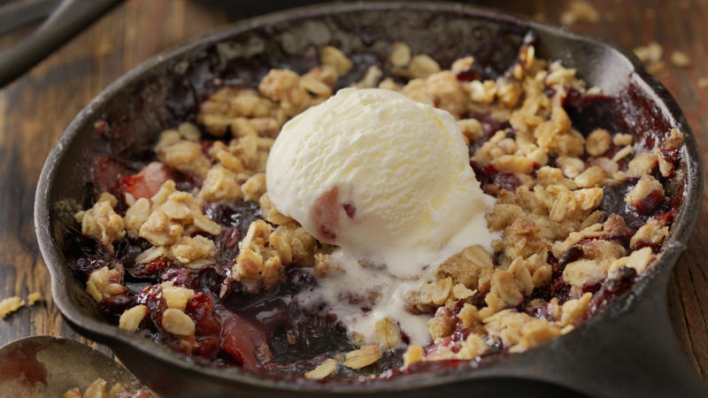 So geht der Beeren-Crumble