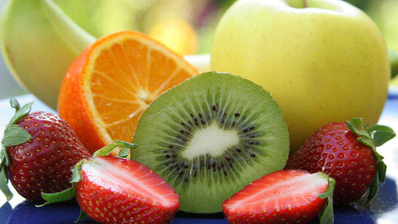 Obst, Joghurt und Co. haben einen erfrischenden Effekt Diese Lebensmittel kühlen unseren Körper runter