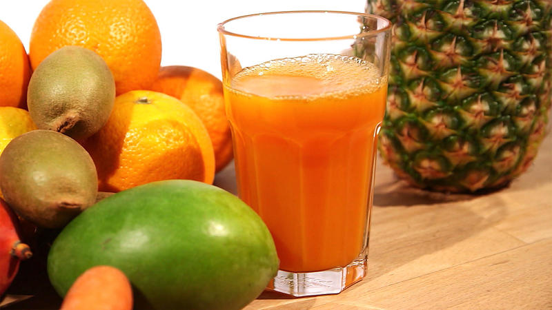 Selbst gepresste Obst- und Gemüsesäfte Der Entsafter-Test: Lecker und gesund