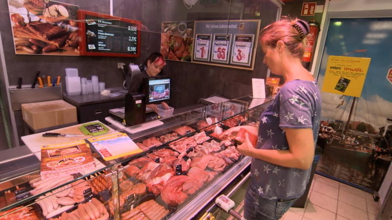 Edeka testet Mehrwegsystem an Frischetheken Wurst und Käse in der Dose