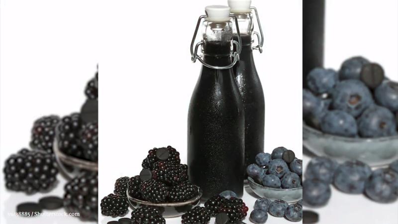 Aktivkohle zur Entgiftung Bei Smoothies ist Schwarz ist neue Grün!