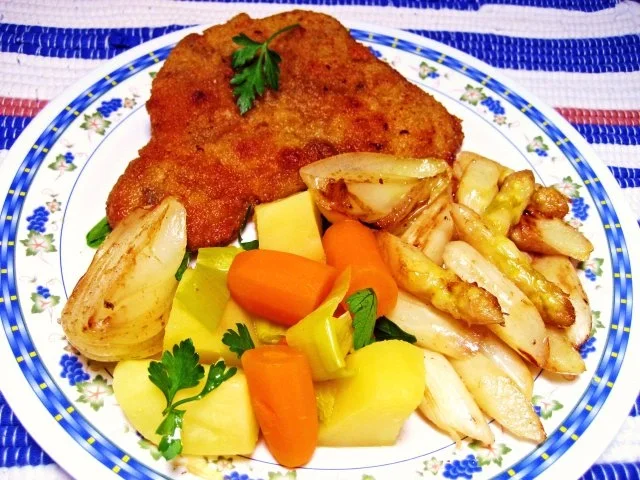 Rezept: Wiener Hack-Schnitzel Bild Nr. 6 Wiener Hack-Schnitzel - Rezept - Bild Nr. 6