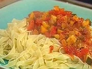 Rezept: Nudeln mit Paprikasoße Nudeln mit Paprikasoße - Rezept