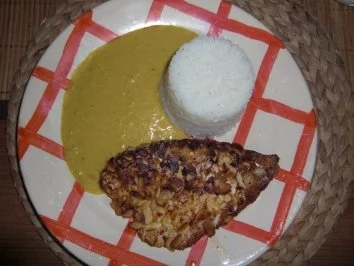 Rezept: Mandelscholle mit Pfirsichsoße Mandelscholle mit Pfirsichsoße - Rezept