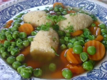 Erbsen, Wurzeln und Klöße - Rezept - Bild Nr. 9