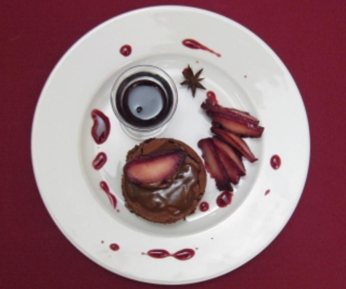 Bilder für Toffee-Brownie mit Rotwein-Apfel - Rezept