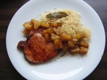 Kasseler mit Ananaskraut - Rezept