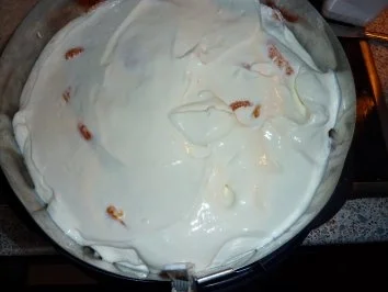 Rezept: Torten: Quark-Sahne-Torte Bild Nr. 10 Torten: Quark-Sahne-Torte - Rezept - Bild Nr. 10