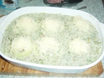 Gefüllte Kohlrabi in Käse-Kräutersauce - Rezept