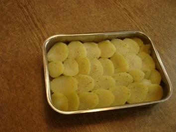 Rezept: Kartoffelauflauf mit Hackfleisch Bild Nr. 3 Kartoffelauflauf mit Hackfleisch - Rezept - Bild Nr. 3