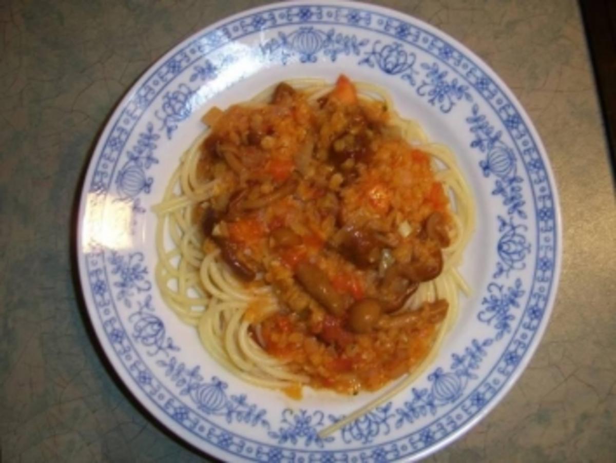 Bilder für Spagetti mit Pilzen und roten Linsen-Tomatensoße - Rezept