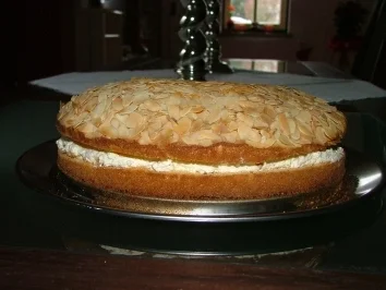 Rezept: Bienenstich Bild Nr. 2 Bienenstich - Rezept - Bild Nr. 2