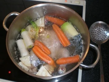 Alwins Hühnersuppe - Rezept