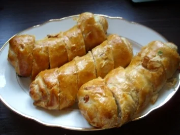 Rezept: Blätterteigroulade Blätterteigroulade - Rezept
