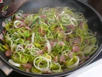 Rezept: Makkaroni-Gemüse-Kuchen Makkaroni-Gemüse-Kuchen - Rezept