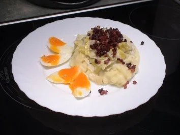 Rezept: porreenest auf Kartoffelpüree porreenest auf Kartoffelpüree - Rezept