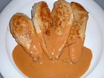 Rezept: FLEISCH: Hähnchenbrust-Filets an Currysauce FLEISCH: Hähnchenbrust-Filets an Currysauce - Rezept