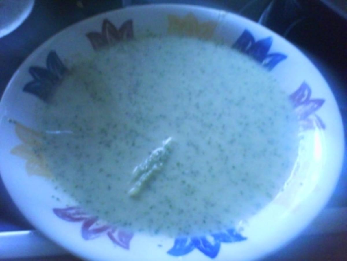 Broccoli-Käse-Creme-Suppe - Rezept mit Bild - kochbar.de