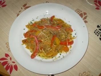 Bunte Chinapfanne mit Glasnudeln - Rezept