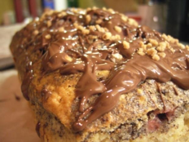 Kuchen: Kirsch-Apfel-Mohnkuchen mit Nüssen und Schokolade - Rezept ...