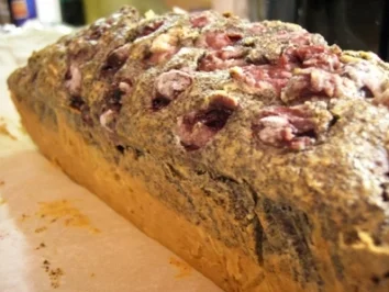 Kuchen: Kirsch-Apfel-Mohnkuchen mit Nüssen und Schokolade - Rezept