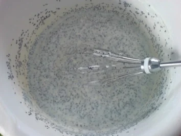 Geschichtete Quark-Mohnspeise - Rezept