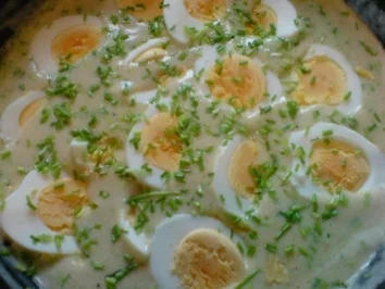 Rezept: Sahniges Eier-Ragout mit Schnittlauch Sahniges Eier-Ragout mit Schnittlauch - Rezept