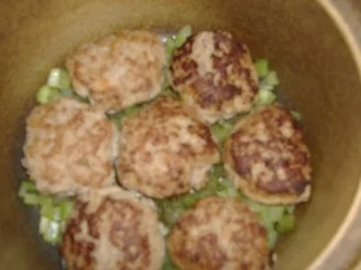 Buletten in Steinpilzsauce - Rezept