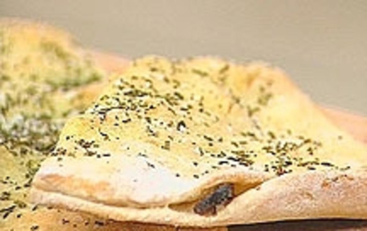 Gefüllte Pizzabrote - Rezept