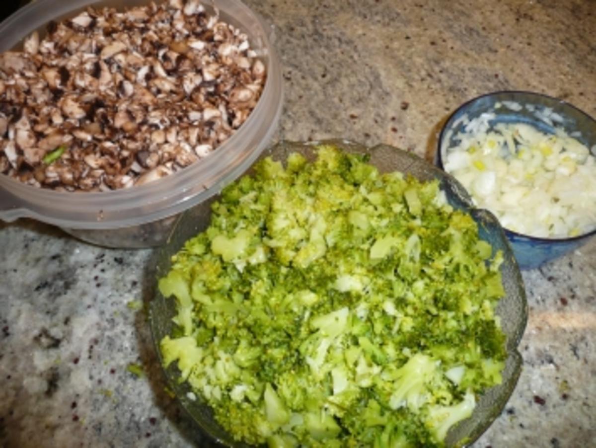 Canneloni mit Broccoli und Pilzen - Rezept