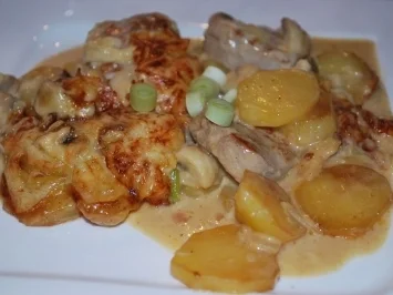 Rezept: Gratiniertes Zwiebel-Kartoffel-Filet Gratiniertes Zwiebel-Kartoffel-Filet - Rezept