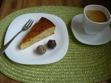 Rezept: Saftiger Obstkuchen Saftiger Obstkuchen - Rezept