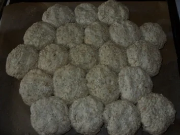 Rezept: Aller Anfang ist schwer - Brötchenkranz Bild Nr. 2 Aller Anfang ist schwer - Brötchenkranz - Rezept - Bild Nr. 2