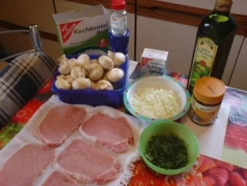 Champignon-Ragout mit Reis und Minutensteaks - Rezept