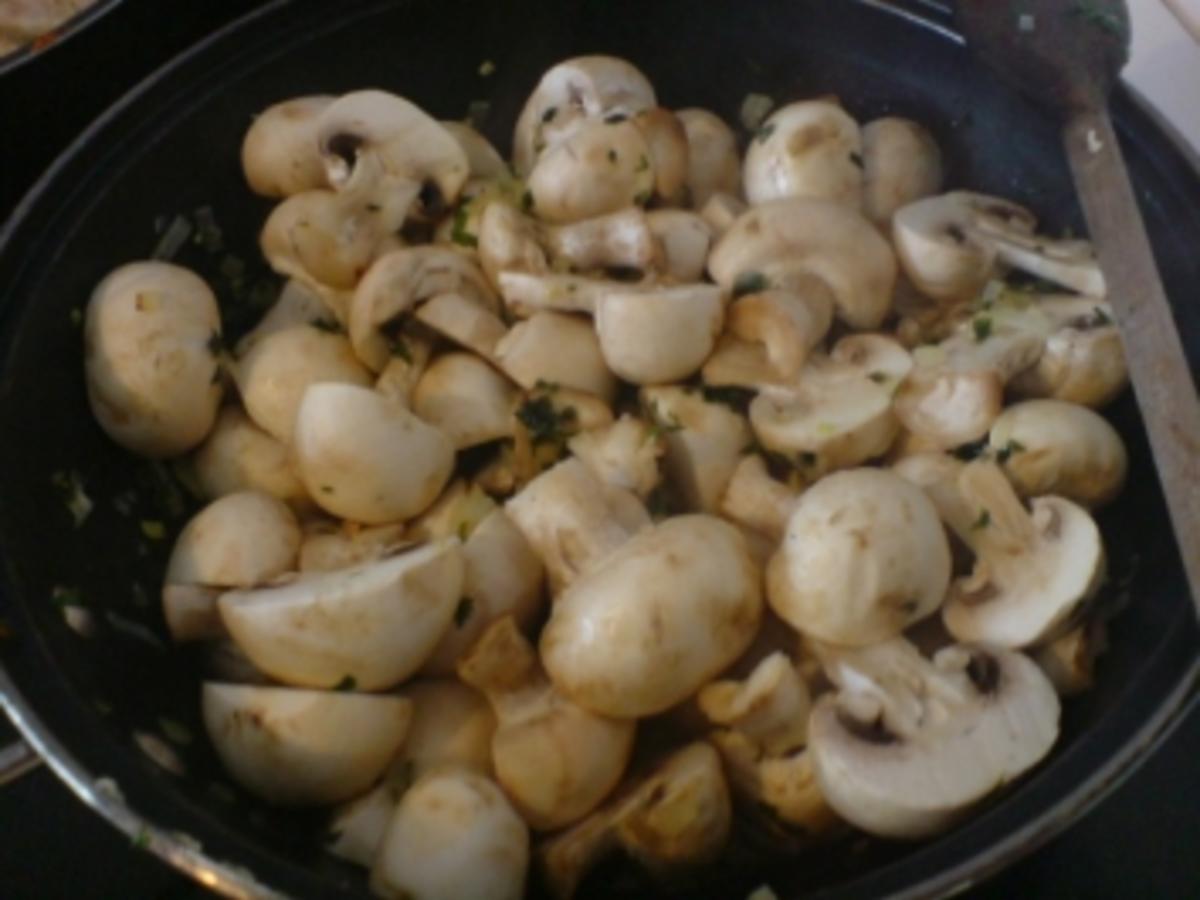 Champignon-Ragout mit Reis und Minutensteaks - Rezept - kochbar.de