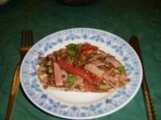 Linsensalat mit Tomaten und Schinken - Rezept