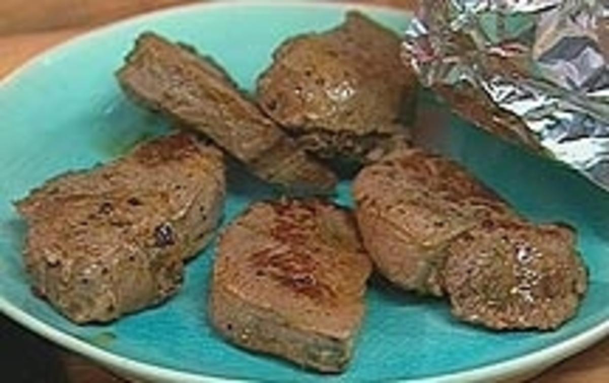 Bilder für Hirschsteak mit Joghurt 10% Fett und Mayonnaise - Rezept