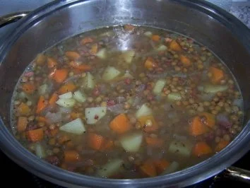 Rezept: Linseneintopf mit Würstchen Bild Nr. 4 Linseneintopf mit Würstchen - Rezept - Bild Nr. 4