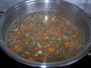 Rezept: Linseneintopf mit Würstchen Bild Nr. 3 Linseneintopf mit Würstchen - Rezept - Bild Nr. 3