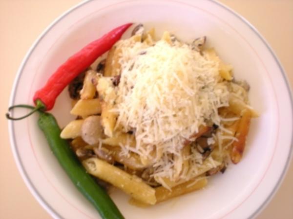 GRATIN: Nudel Champignon Gratin - schnell &amp; einfach - 234 kcal/100g