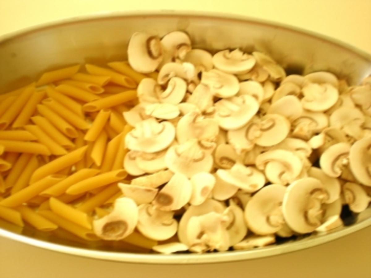 GRATIN: Nudel Champignon Gratin - schnell &amp; einfach - 234 kcal/100g
