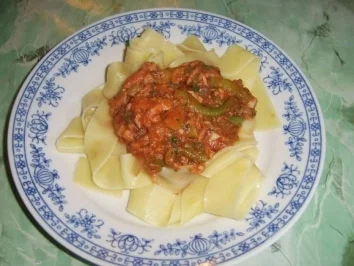 Rezept: Thunfisch-Bohnen-Tomatensauce Thunfisch-Bohnen-Tomatensauce - Rezept