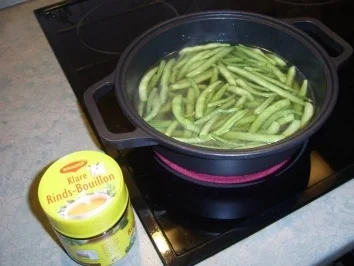 Rezept: Thunfisch-Bohnen-Tomatensauce Thunfisch-Bohnen-Tomatensauce - Rezept