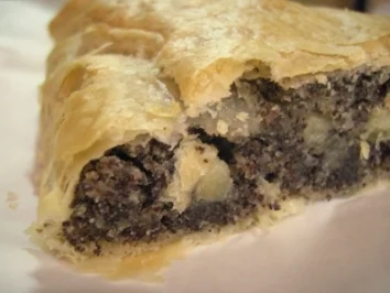 Mehlspeisen: Mohn-Apfel-Verstrudelung - Rezept