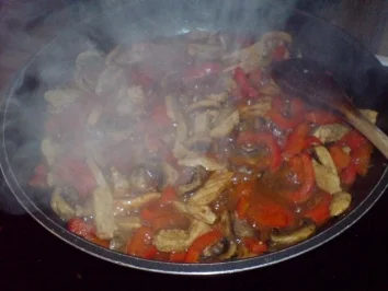 Rezept: Würziges Chinakohl-Pfännchen Würziges Chinakohl-Pfännchen - Rezept