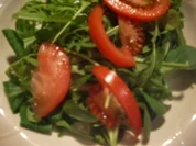 Gemischter Saisonsalat mit karamelisierten Nüssen - Rezept