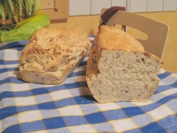 Rezept: Weißbierbrot mit Leinsamen Weißbierbrot mit Leinsamen - Rezept